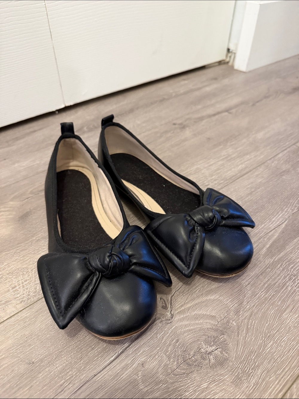 Zara Black Leather Girls Bow Ballet Flats